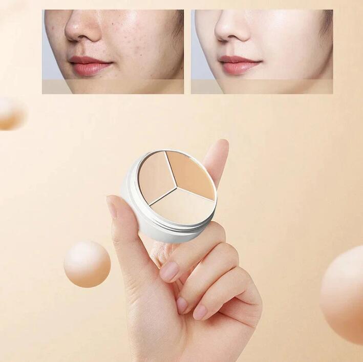 TFTI Tri-Color Concealer Covers Facial Spots And Pimples