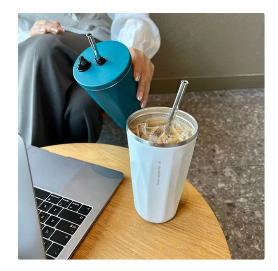 600ml Stretchy Straw Coffee Carry-Cup