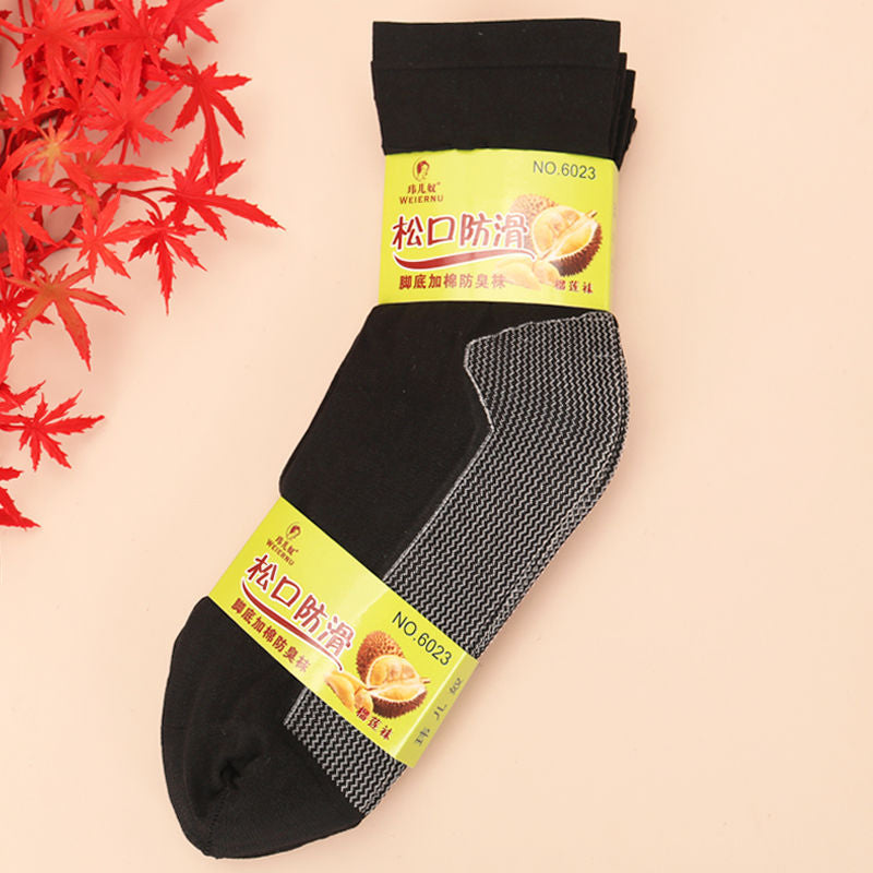 Non-slip ankle high sheer socks with cotton sole