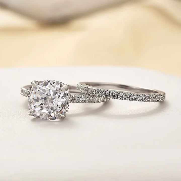 Stunning 3.0 Carat Cushion Cut Bridal Wedding Ring Set