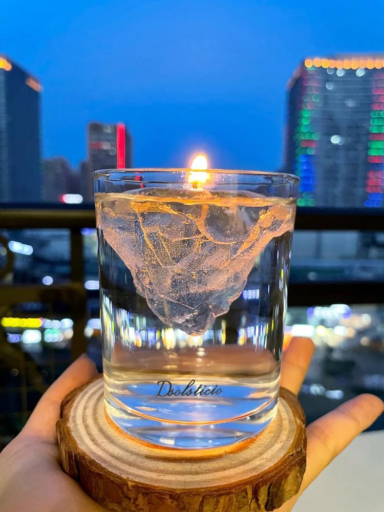 Iceberg scented candle