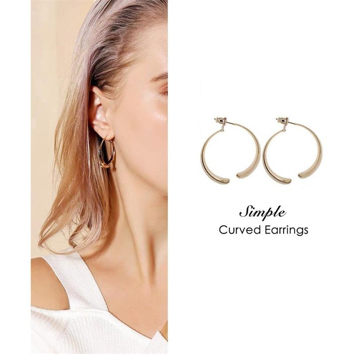 SIMPLE CURVED EARRINGS