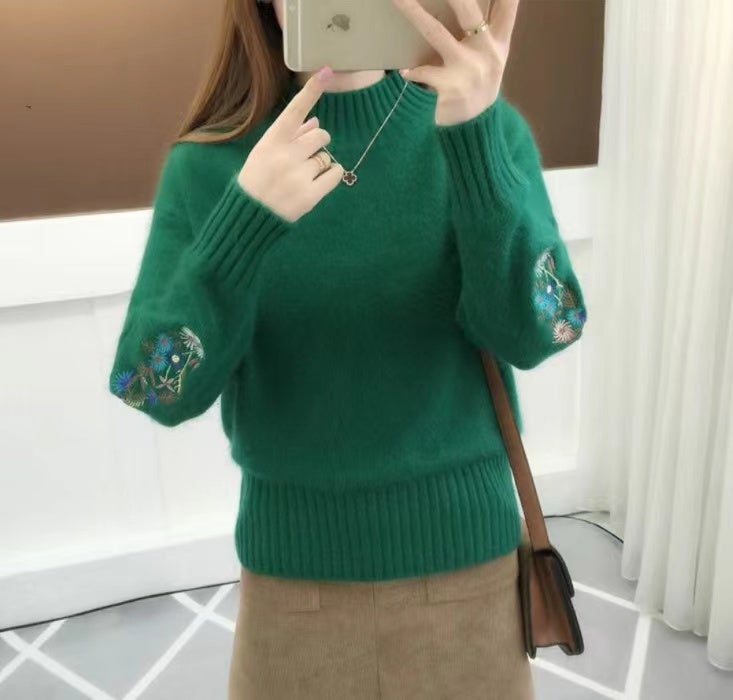 Solid Round Neck Fluffy Cashmere Knitting Sweater