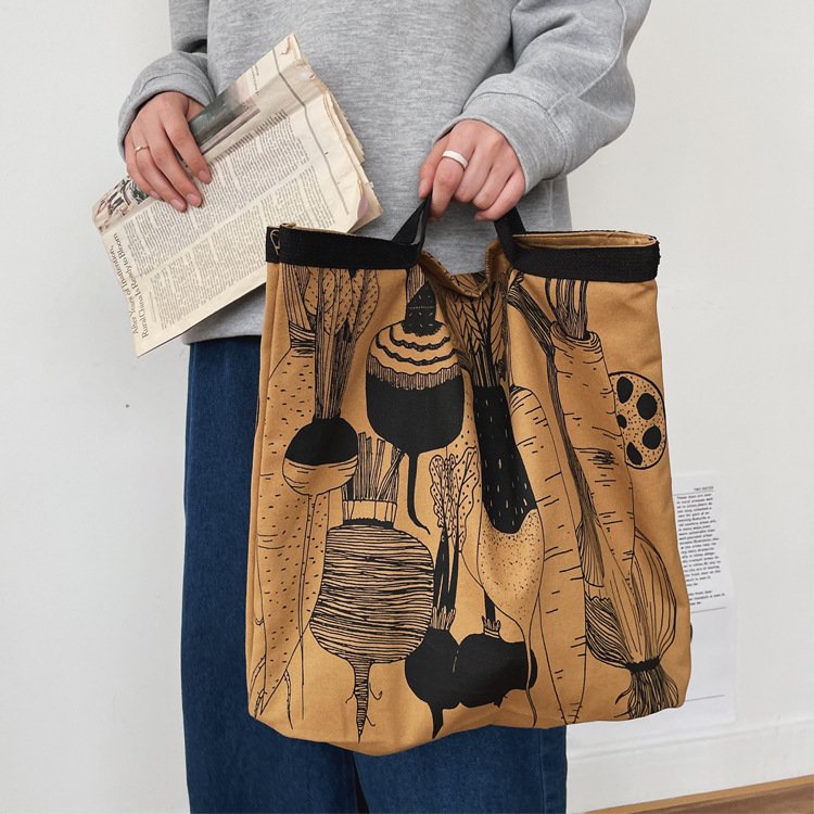 Fashionable Large Capacity Graffiti Canvas Bag