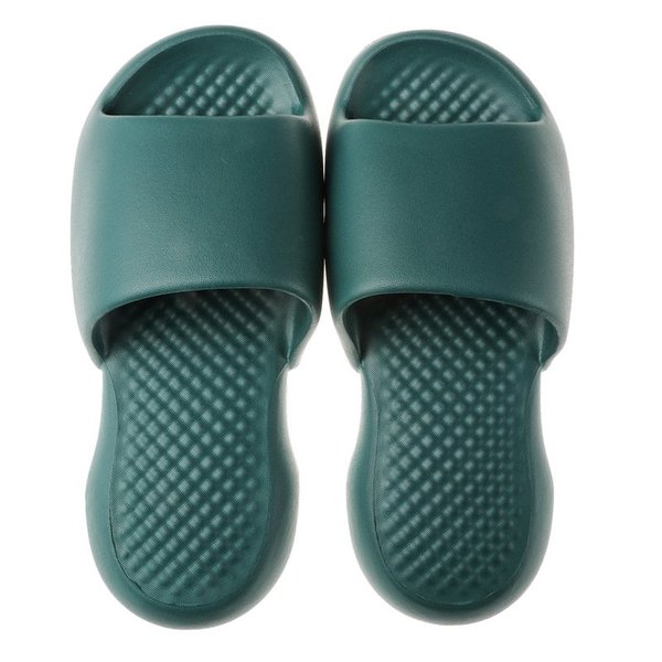 Non slip wear resistant thick soled super soft slippers