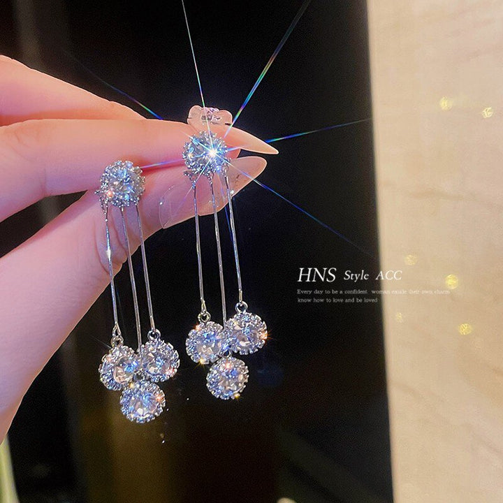 New Year Promotion 49% OFF-Zircon Round Petal Earrings