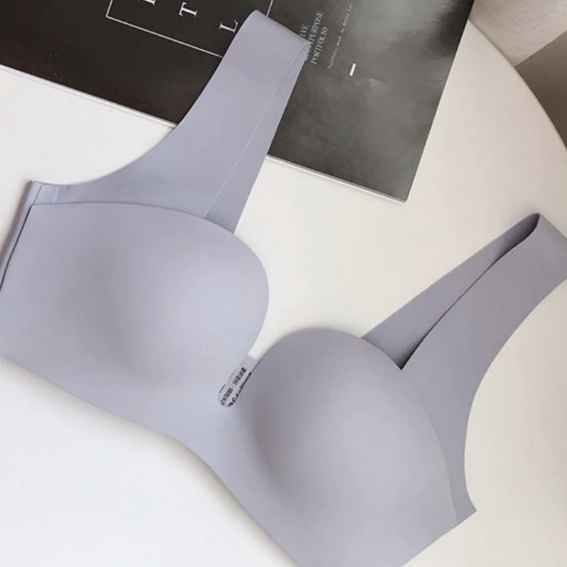 Modern Scoop Bra