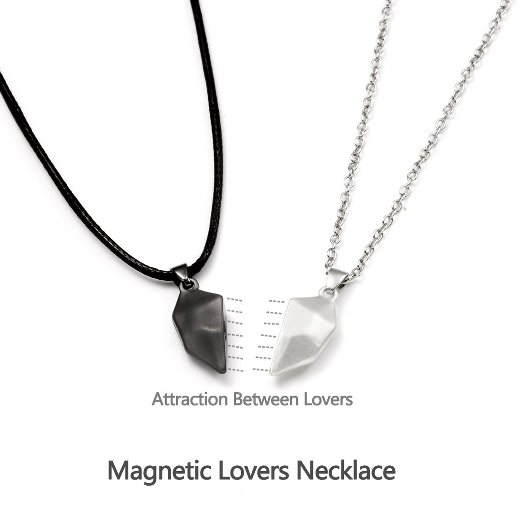 Magnet Love Matching Necklace 2pcs