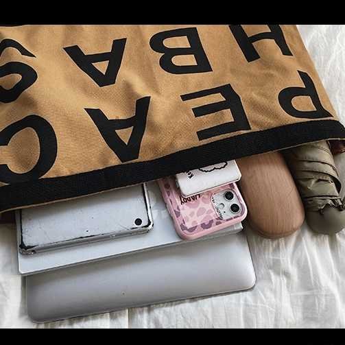 Fashionable Large Capacity Graffiti Canvas Bag
