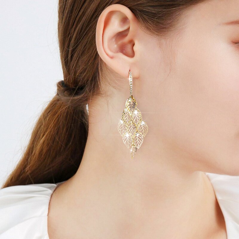 FASHION HOLLOW LEAF EARRINGS