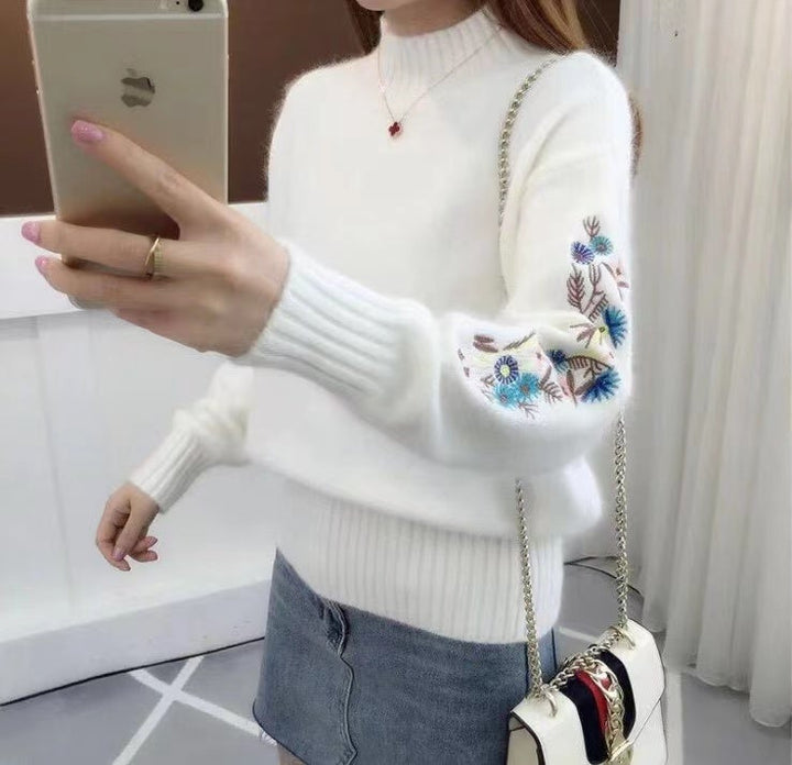 Solid Round Neck Fluffy Cashmere Knitting Sweater